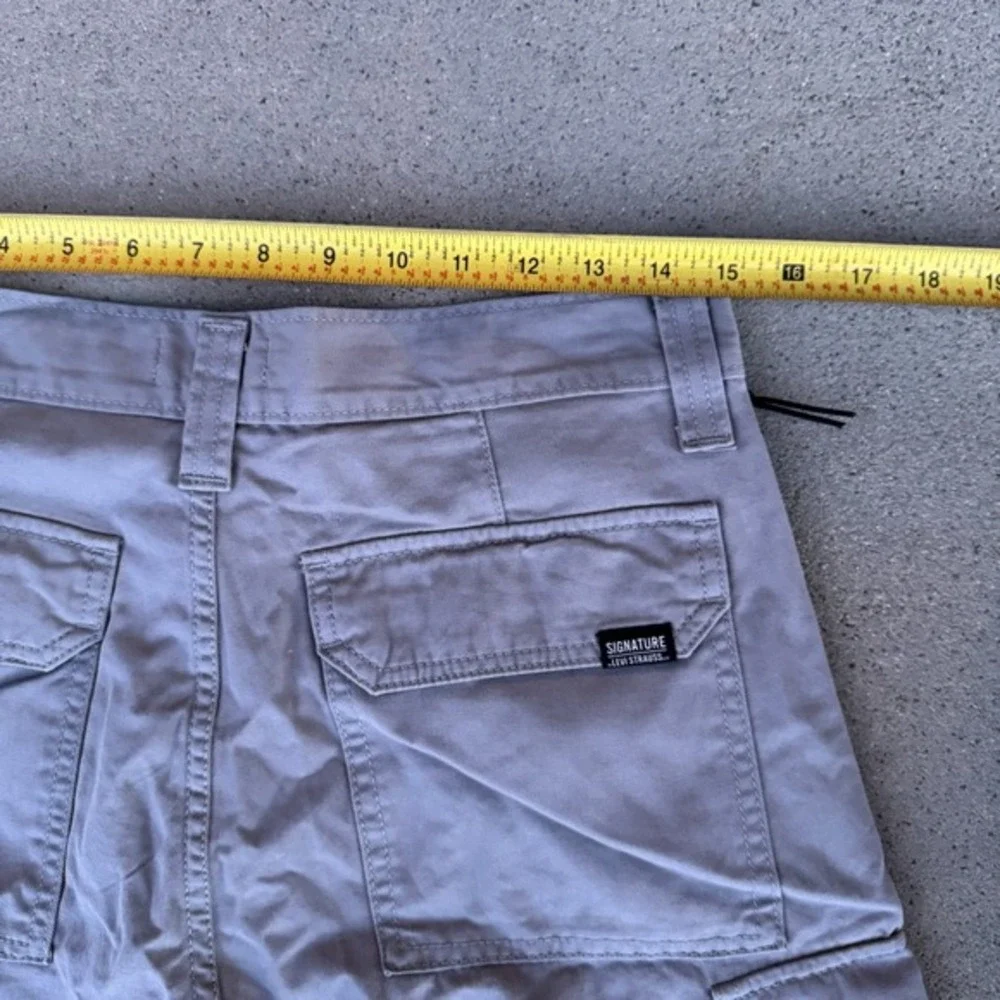 Levi's Signature Men's Secure Cargo Shorts‎ Size 30 Grey